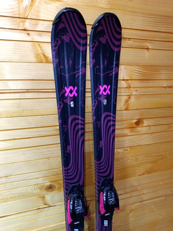 LYŽE VOLKL FLAIR JR 140CM --MODEL 2025--